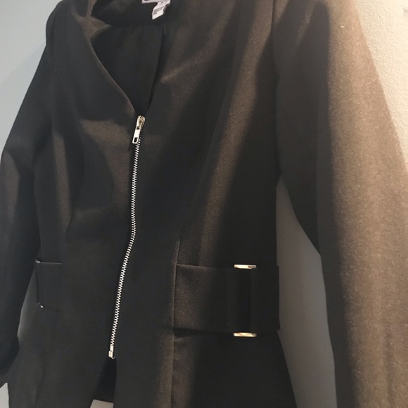 Black Blazer - Picture 4 of 7